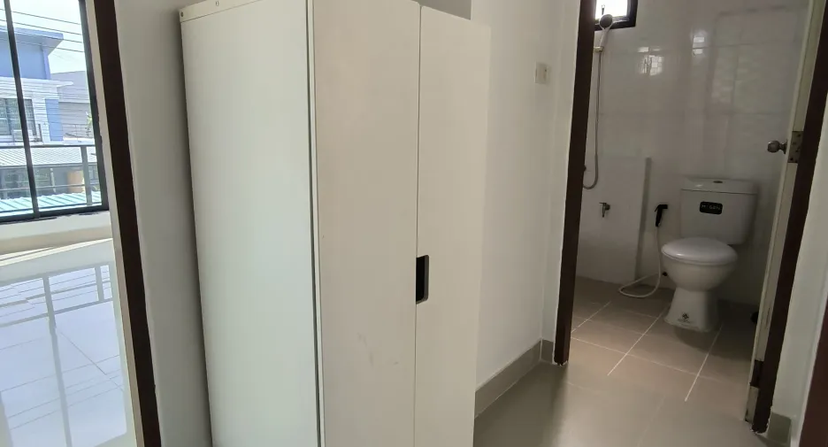 For sale and for rent 2 bedrooms townhouse in Bang Phli, Samut Prakan