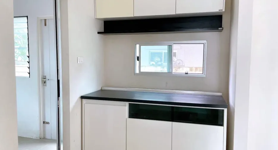 Casa en venta de 3 habitaciones en Bang Phli, Samut Prakan