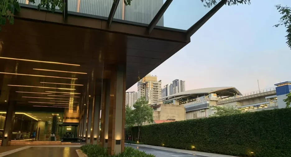 For sale 2 bedrooms condo in Bang Sue, Bangkok