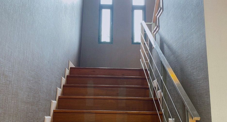 ให้เช่า 5 ห้องนอน บ้านเดี่ยว ใน เมืองเชียงใหม่, เชียงใหม่