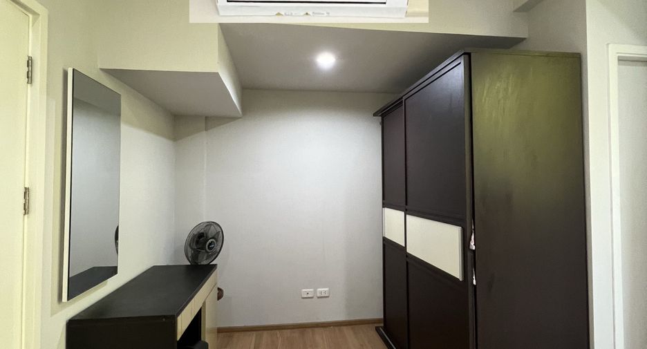 À vendre 3 chambres maison de ville à Khan Na Yao, Bangkok