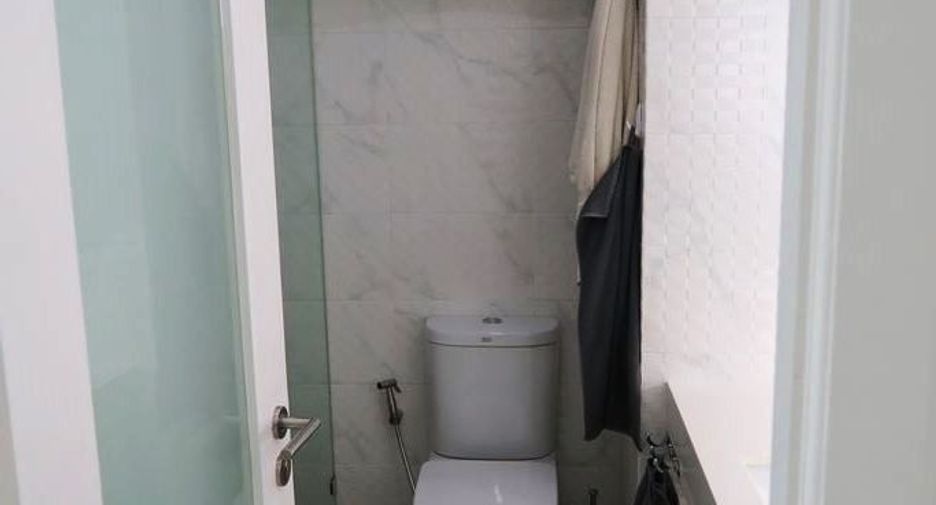 Продажа 1 кровать кондо в Сатхон, Бангкок