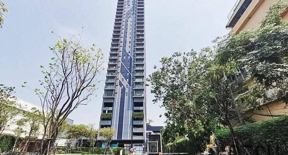 For sale 2 ベッドルーム condo in Phra Pradaeng, Samut Prakan