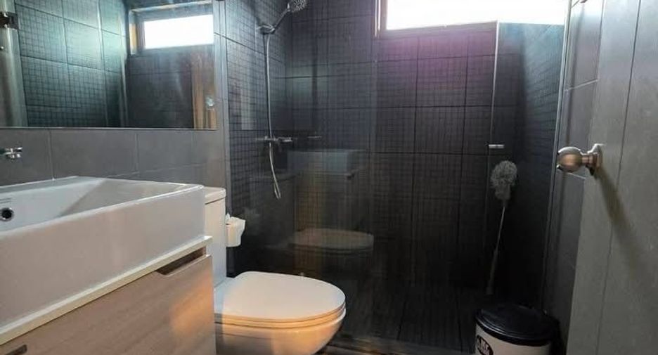 For sale 2 ベッドルーム condo in Phra Pradaeng, Samut Prakan