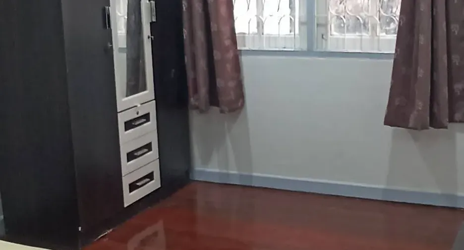 For sale and for rent 4 bedrooms townhouse in Bang Kapi, Bangkok