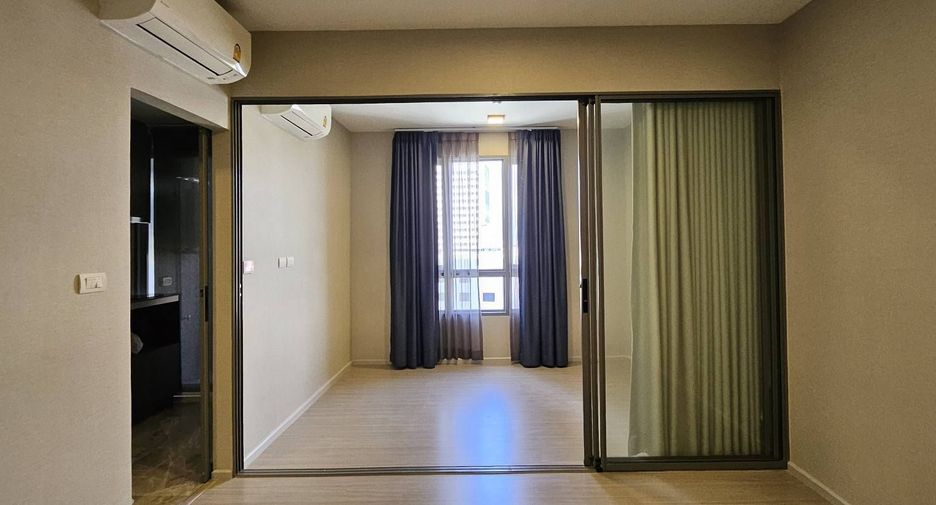 For sale 1 bed condo in Watthana, Bangkok