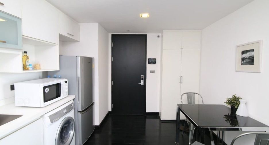 Condo en venta de 2 habitaciones en Watthana, Bangkok