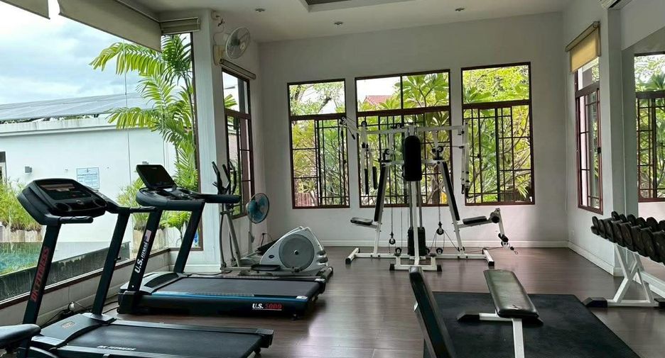 For rent 3 bedrooms house in Mueang Chiang Mai, Chiang Mai