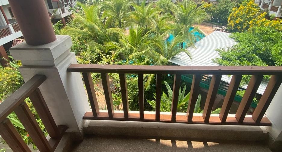 For sale and for rent 3 bedrooms townhouse in Watthana, Bangkok