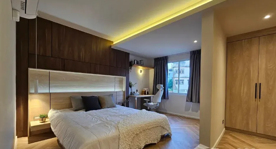 Reihenhaus zum Kauf und zur Miete mit 3 Zimmer in Watthana, Bangkok