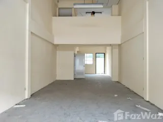 Casa adosada en alquiler de 2 habitaciones en Bang Sao Thong, Samut Prakan