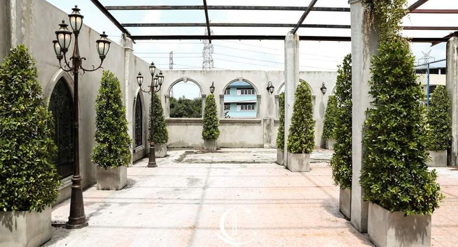 For sale studio townhouse in Bang Bon, Bangkok