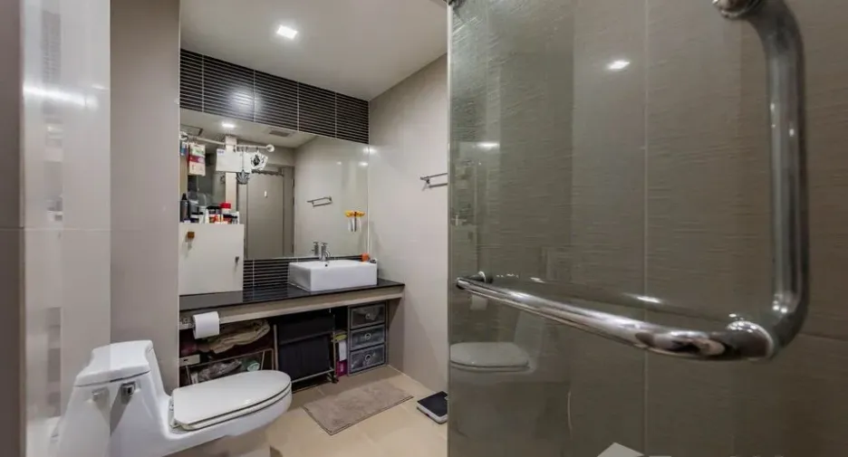For sale and for rent 1 bed condo in Phra Khanong, Bangkok