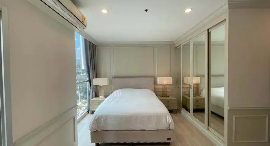 À vendre 2 chambres condo à Huai Khwang, Bangkok