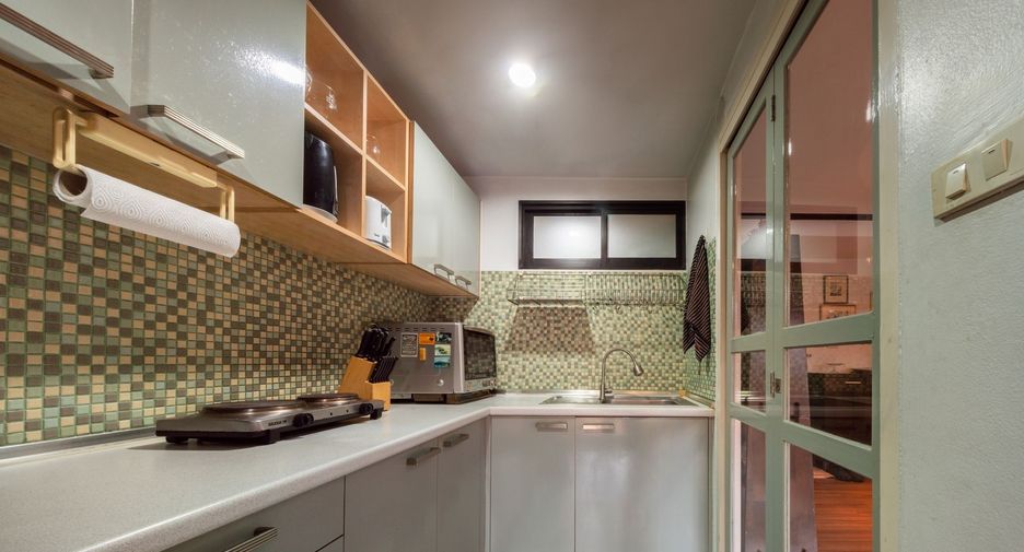 For sale 2 bedrooms condo in Yan Nawa, Bangkok