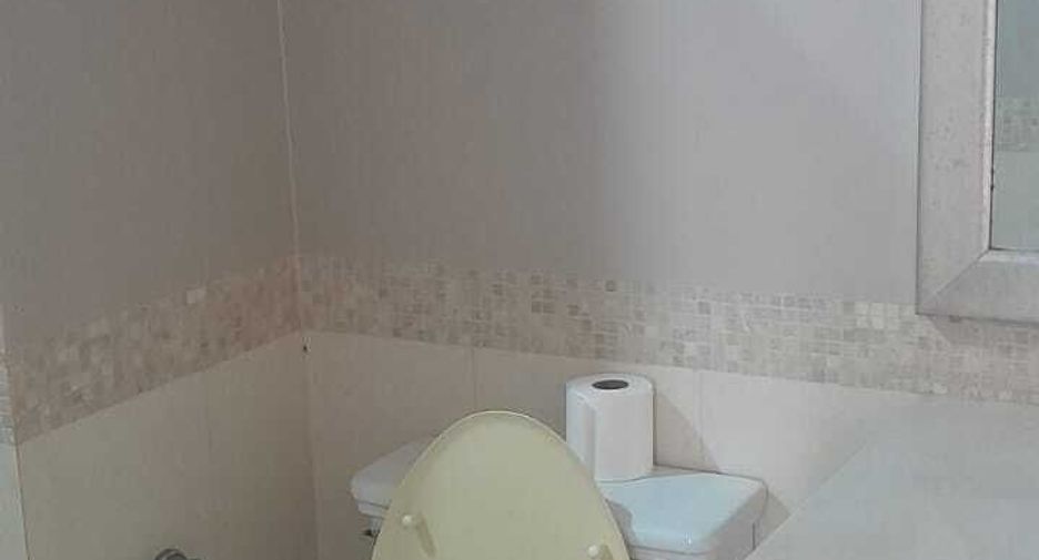 For sale 3 bedrooms condo in Sathon, Bangkok