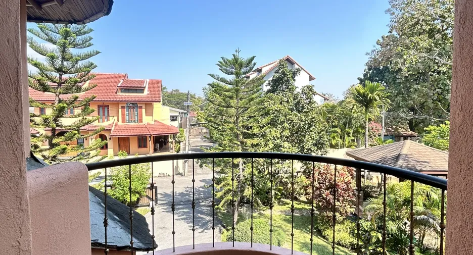 À vendre 3 chambres maison à Hang Dong, Chiang Mai