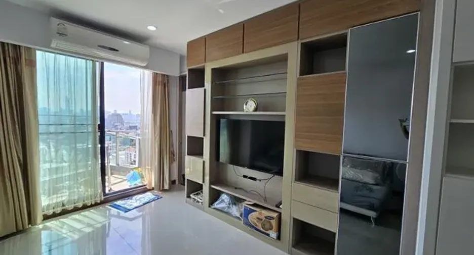 For sale and for rent 1 bed condo in Ratchathewi, Bangkok