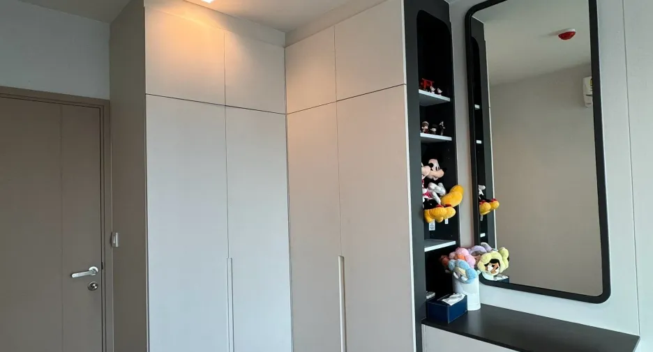 For sale 1 bed condo in Thon Buri, Bangkok