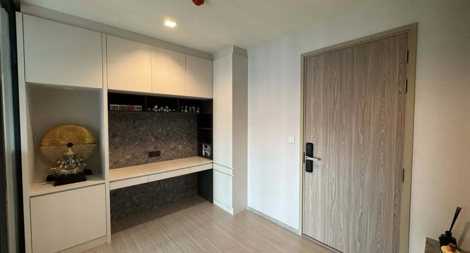 For sale 1 bed condo in Thon Buri, Bangkok