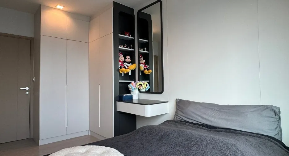 For sale 1 bed condo in Thon Buri, Bangkok