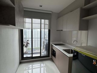 À vendre 1 chambre condo à Thon Buri, Bangkok