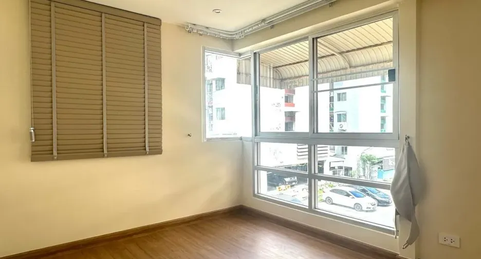 For sale 2 bedrooms condo in Min Buri, Bangkok