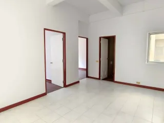Продажа 2 спальни кондо в Пращет, Бангкок