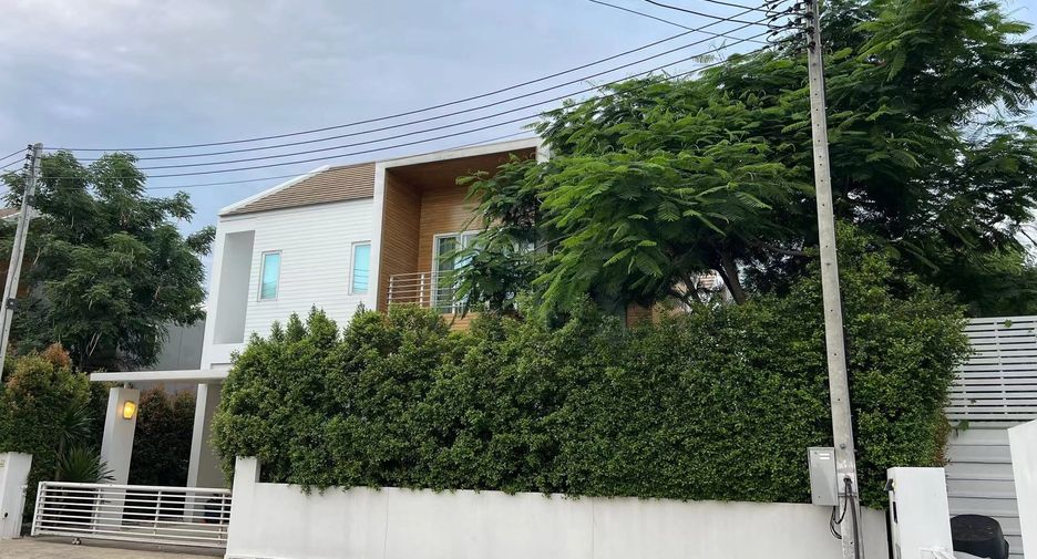 For sale 3 bedrooms house in Mae Rim, Chiang Mai