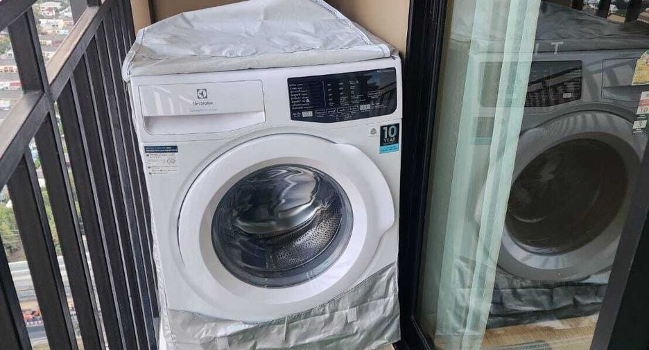 For rent 1 bed condo in Mueang Samut Prakan, Samut Prakan