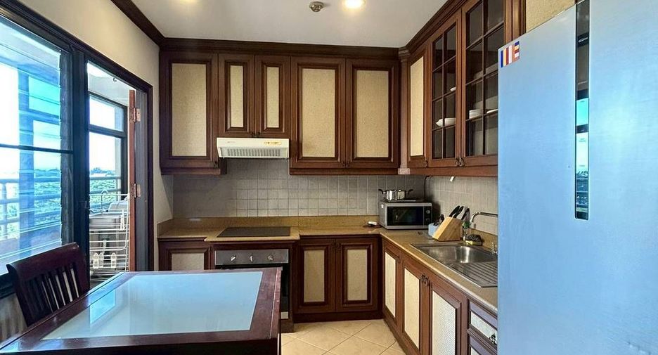 For sale and for rent 3 bedrooms condo in Mueang Chiang Mai, Chiang Mai