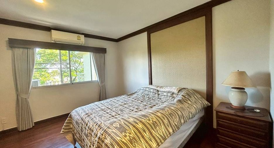 For sale and for rent 3 bedrooms condo in Mueang Chiang Mai, Chiang Mai