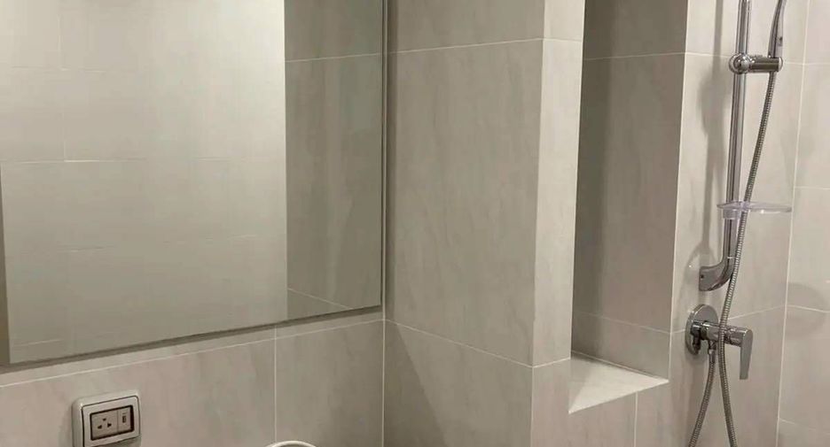 For sale studio condo in Bang Na, Bangkok