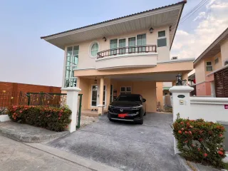 For Rent 4 Bedroom House In Mueang Chiang Mai