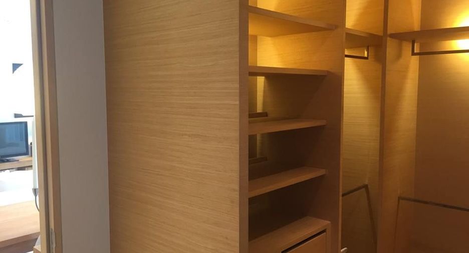 For sale 2 bedrooms condo in Sathon, Bangkok