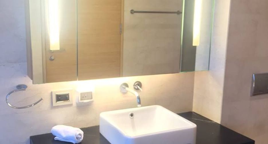 For sale 2 bedrooms condo in Sathon, Bangkok
