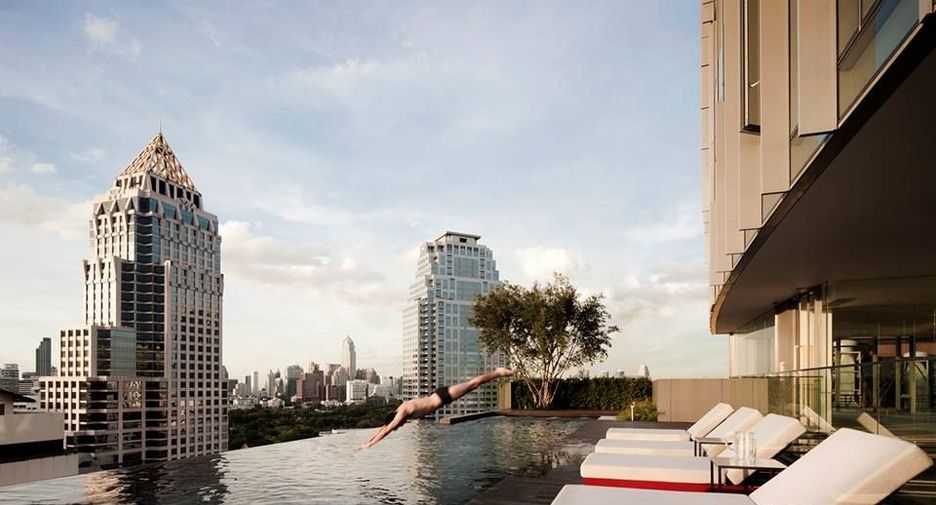 For sale 2 bedrooms condo in Sathon, Bangkok