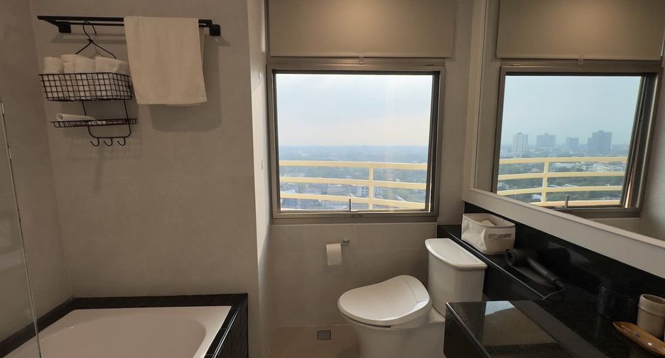 For rent 2 bedrooms condo in Mueang Chiang Mai, Chiang Mai