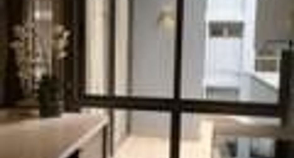 For sale and for rent 3 bedrooms condo in Watthana, Bangkok