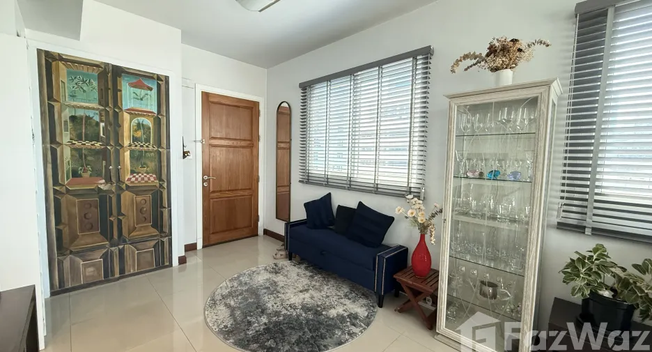 Condo en venta y en alquiler de 1 habitaciones en Watthana, Bangkok