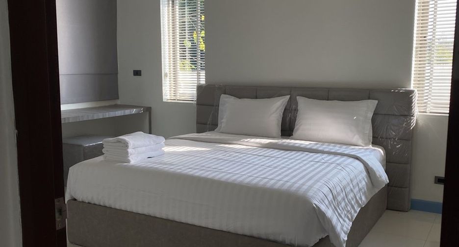 For rent 3 bedrooms villa in Saraphi, Chiang Mai