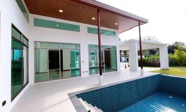 For rent 3 bedrooms villa in Saraphi, Chiang Mai