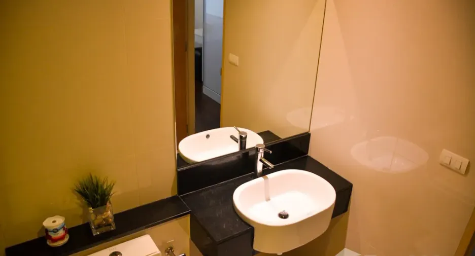 For sale 2 bedrooms condo in Watthana, Bangkok