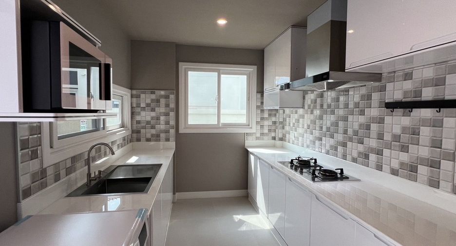 For rent 3 bedrooms house in Mae Rim, Chiang Mai
