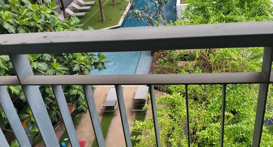 For sale 1 bed condo in Thon Buri, Bangkok