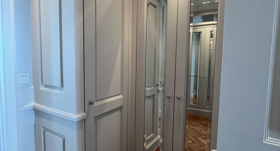 Condo en venta de 4 habitaciones en Watthana, Bangkok