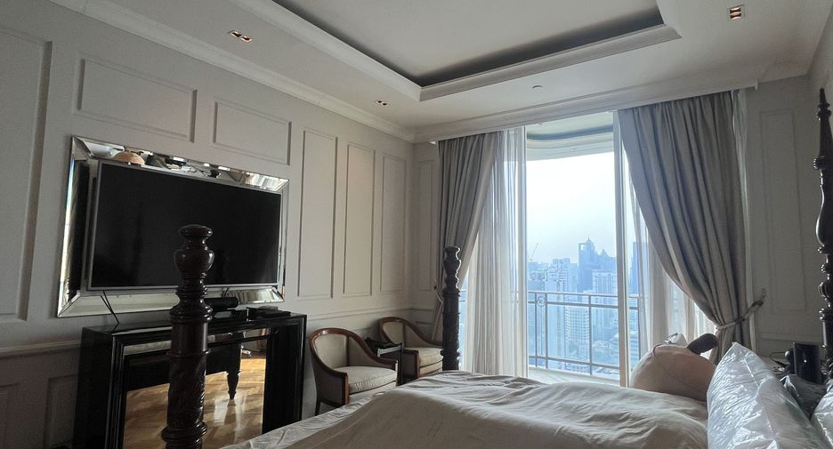 Condo en venta de 4 habitaciones en Watthana, Bangkok