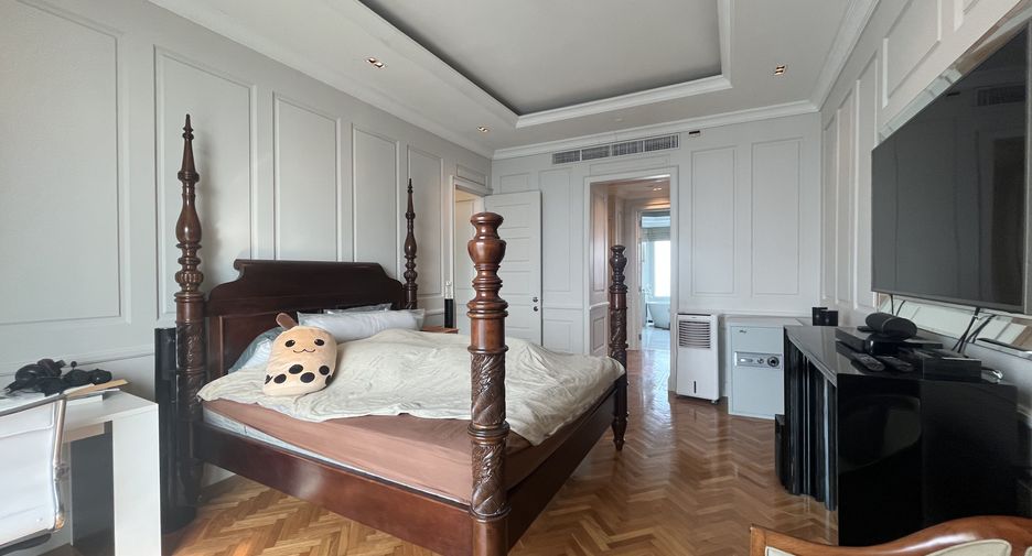Condo en venta de 4 habitaciones en Watthana, Bangkok