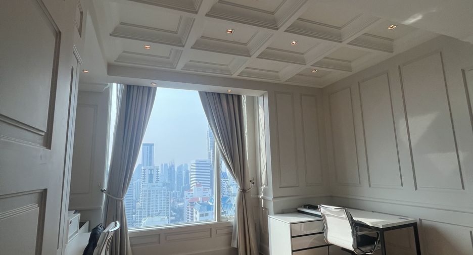 Condo en venta de 4 habitaciones en Watthana, Bangkok