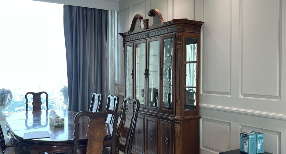 Condo en venta de 4 habitaciones en Watthana, Bangkok